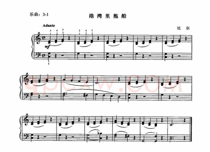 港湾里拖船